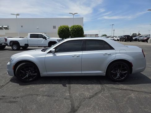 Used 2023 Chrysler 300 S RWD image 18