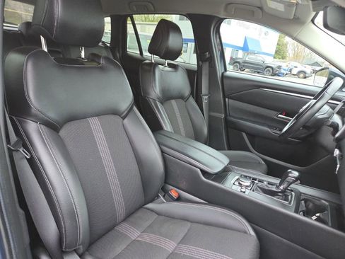 Used 2024 MAZDA CX-50 AWD 2.5 S w/ Preferred Package image 19