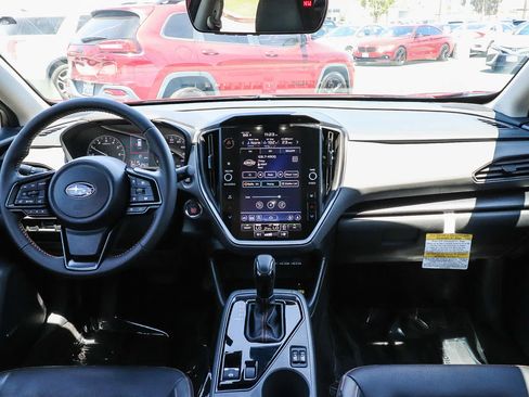 Used 2024 Subaru Crosstrek 2.5i Limited w/ Crosstrek Mirror Package AWD/4WD image 16