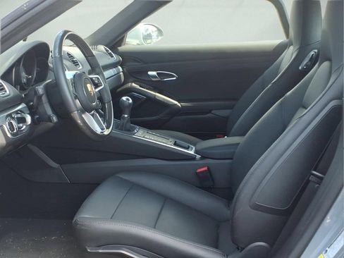 Used 2025 Porsche 718 Cayman S RWD image 12
