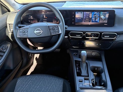 New 2026 Nissan Sentra SV image 12