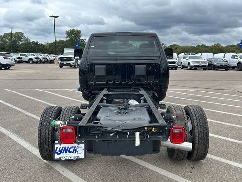 New 2024 RAM 5500 Tradesman image 3