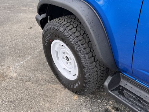 New 2026 Ford Bronco Heritage Edition image 8