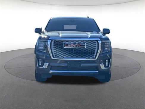 Used 2021 GMC Yukon XL Denali w/ Denali Ultimate Package image 8