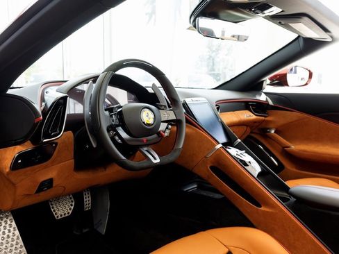 Used 2025 Ferrari Roma Spider image 24