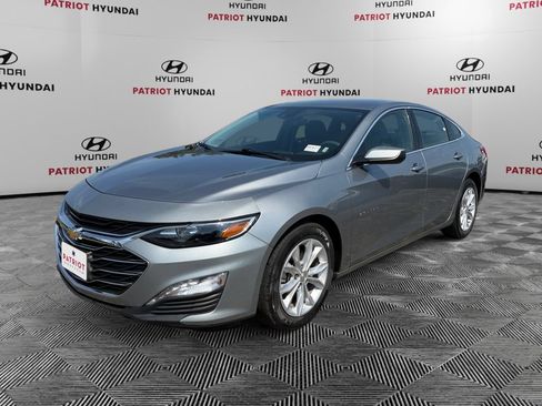 Used 2025 Chevrolet Malibu LT FWD image 7