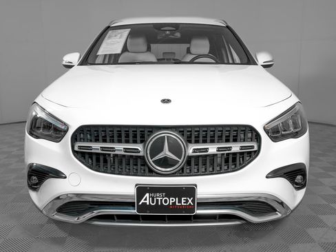 Used 2025 Mercedes-Benz GLA 250 4MATIC image 2