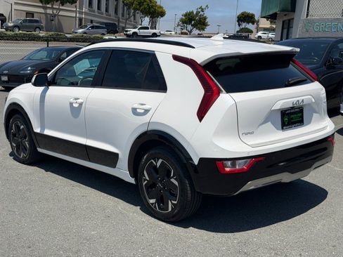 Used 2024 Kia Niro Wind FWD image 7