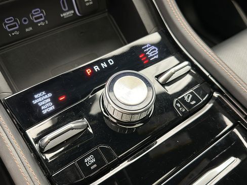 Used 2023 Jeep Grand Cherokee Summit AWD/4WD image 25