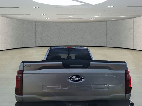 Used 2024 Ford F150 XLT w/ Mobile Office Package image 4