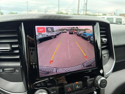 New 2026 RAM 1500 Express AWD/4WD image 13