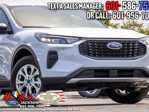 Certified 2025 Ford Escape Active AWD/4WD image 4