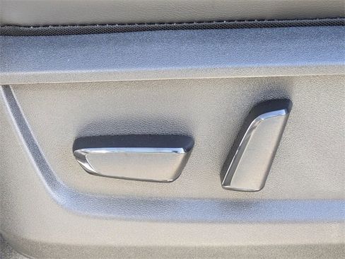 New 2026 Nissan Armada SV image 22