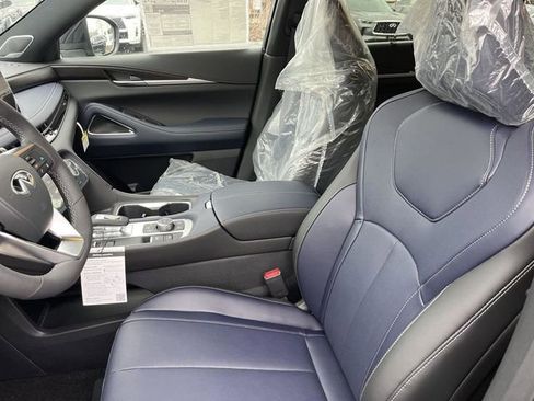 New 2026 INFINITI QX60 Sport w/ Dark Cargo Package AWD/4WD image 9