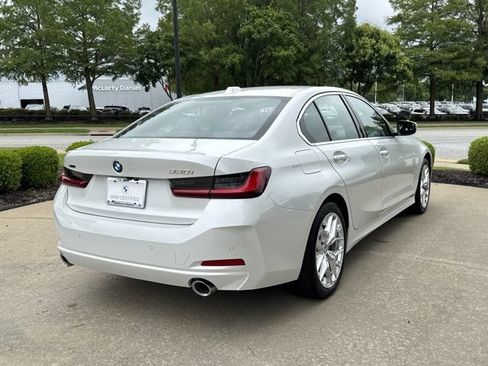Certified 2026 BMW 330i xDrive Sedan AWD/4WD image 5