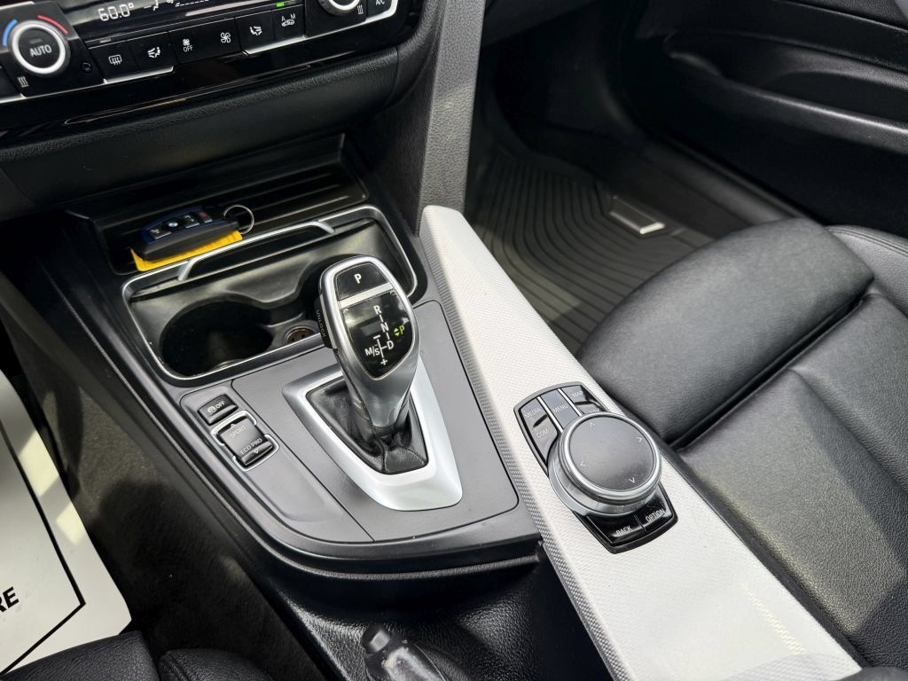 Used 2018 BMW 330i Gran Turismo xDrive AWD/4WD image 40