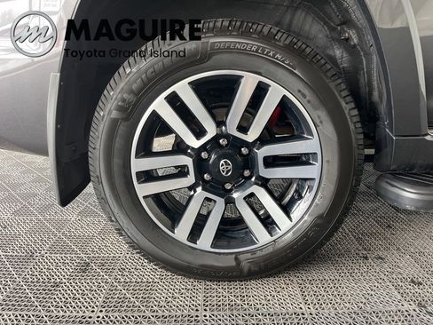 Used 2023 Toyota 4Runner Limited image 25