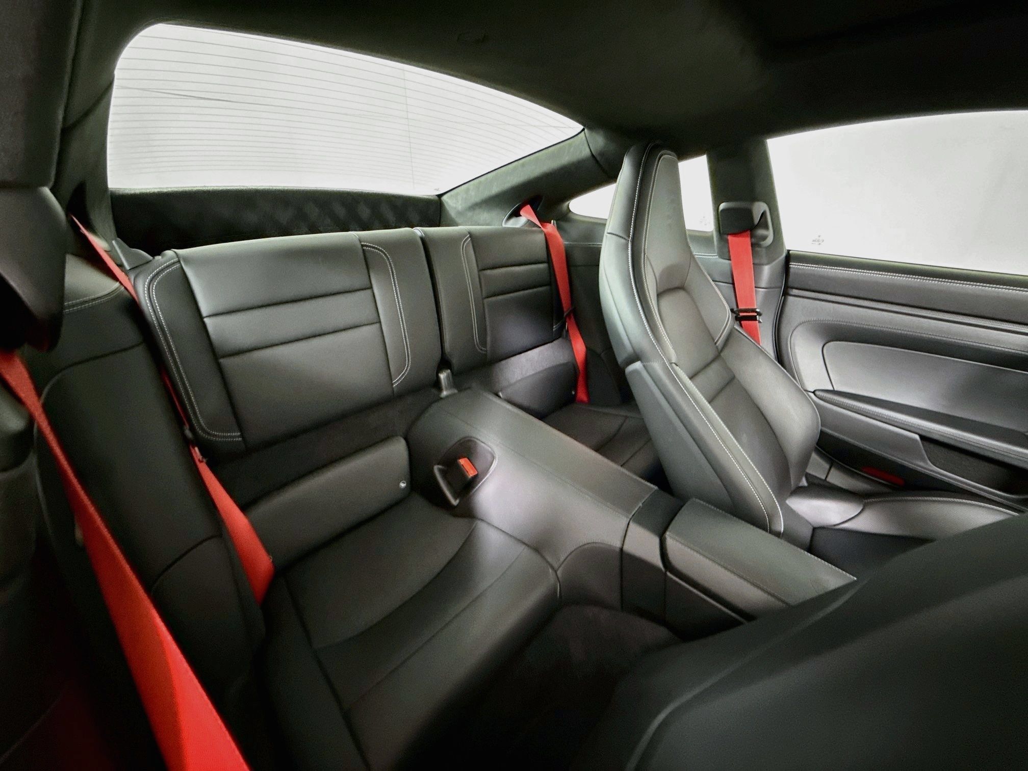 Certified 2025 Porsche 911 Carrera 4 GTS AWD/4WD image 24