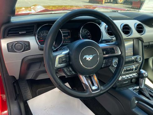 Used 2017 Ford Mustang Premium image 15