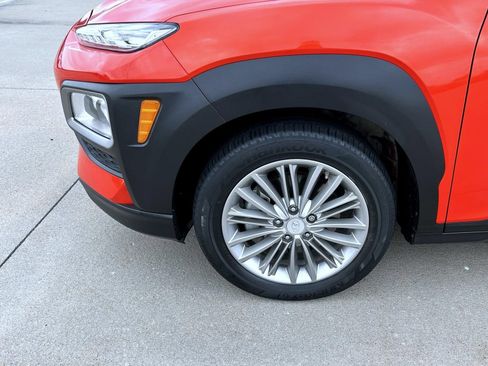 Used 2020 Hyundai Kona SEL Plus AWD/4WD image 22