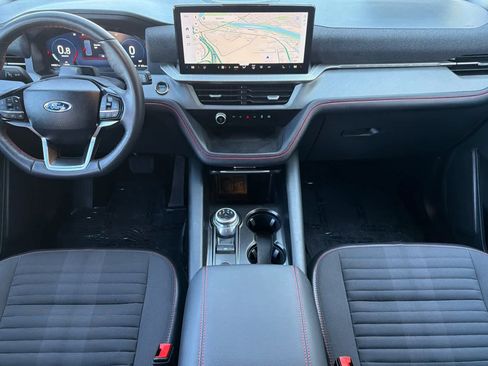 Certified 2025 Ford Explorer ST-Line w/ ST-Line Street Pack AWD/4WD image 3
