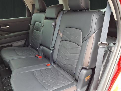 Used 2025 Nissan Pathfinder Platinum w/ Cargo Package FWD image 20
