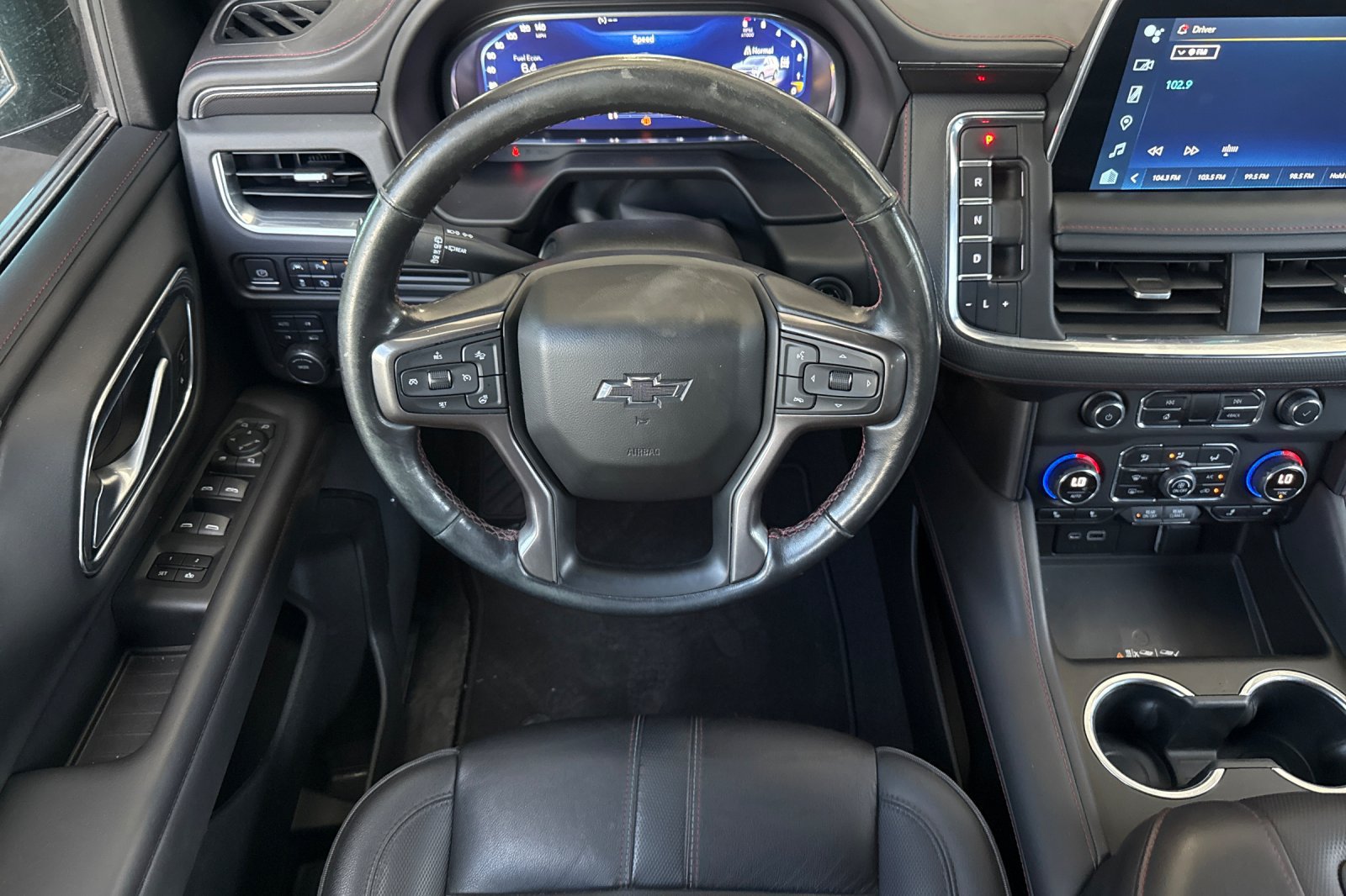 Used 2022 Chevrolet Tahoe RST w/ Sport Performance Package AWD/4WD image 15