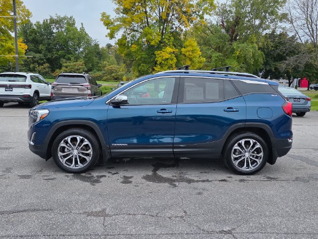Used 2021 GMC Terrain SLT w/ Infotainment Package II AWD/4WD image 5