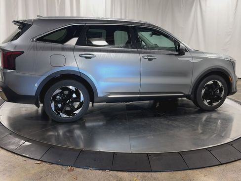 New 2026 Kia Sorento EX image 9