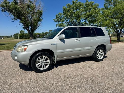 Used 2007 Toyota Highlander 2WD Hybrid image 3