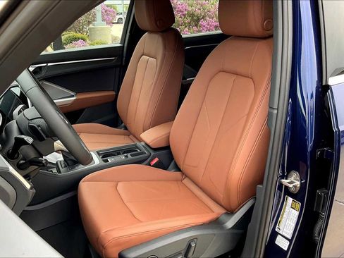 New 2025 Audi Q3 2.0T Premium Plus image 9