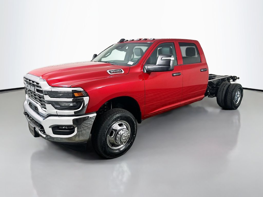 New 2026 RAM 3500 Tradesman w/ Chrome Appearance Group A AWD/4WD image 3