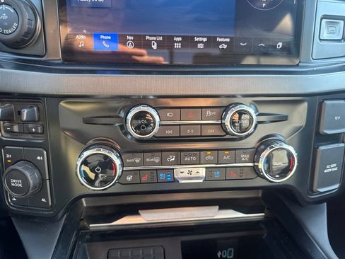 Used 2025 Ford F350 Platinum AWD/4WD image 23