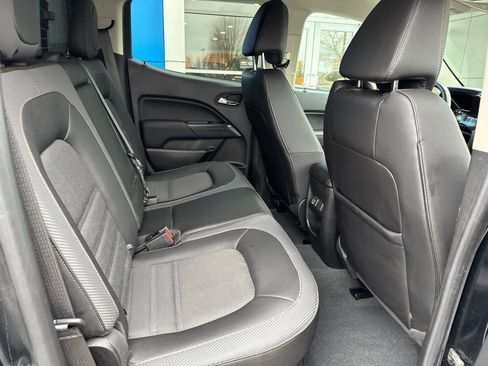 Used 2022 GMC Canyon AT4 w/ Driver Alert Package AWD/4WD image 5