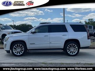 Used 2019 Cadillac Escalade Luxury AWD/4WD video 2
