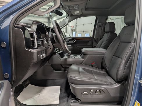 Used 2025 GMC Sierra 1500 Denali w/ Denali Reserve Package image 16