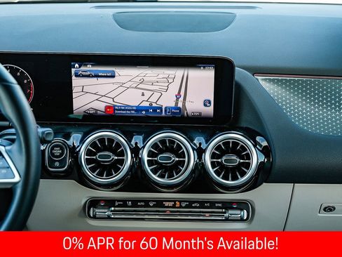 Certified 2025 Mercedes-Benz GLA 250 4MATIC image 8