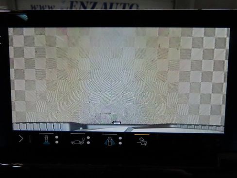 Used 2024 Chevrolet Silverado 2500 ZR2 w/ Technology Package image 24