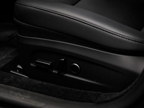 Used 2025 Tesla Model 3 Long Range image 33