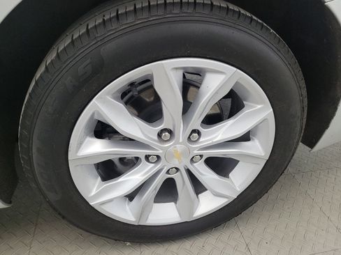 Used 2022 Chevrolet Malibu LT FWD image 31
