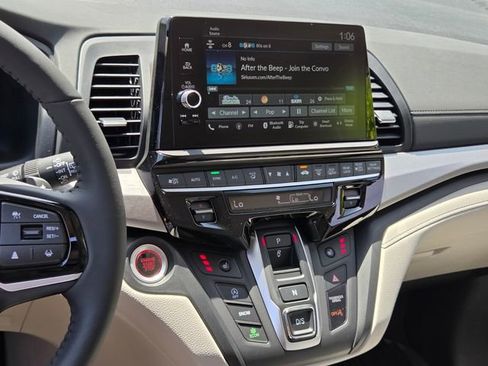 New 2026 Honda Odyssey EX-L image 16