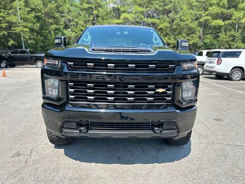 Used 2022 Chevrolet Silverado 2500 Custom w/ Custom Convenience Package AWD/4WD image 2