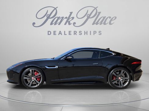 Used 2017 Jaguar F-TYPE S RWD image 2