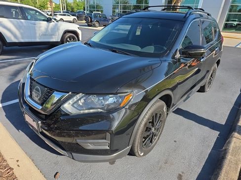 Used 2017 Nissan Rogue SV w/ Midnight Edition FWD image 1