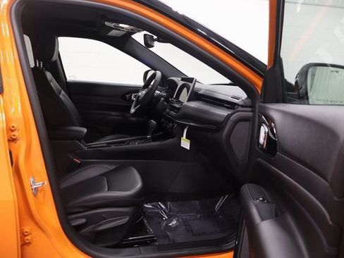 New 2026 Jeep Compass Limited w/ Sun, Sound & Navigation Group AWD/4WD image 14