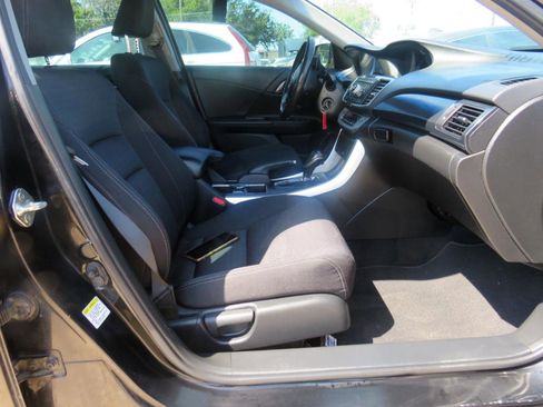 Used 2013 Honda Accord Sport image 17