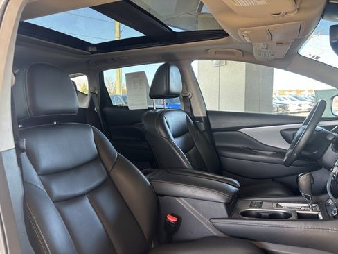 Used 2020 Nissan Murano SV w/ Premium Package image 20