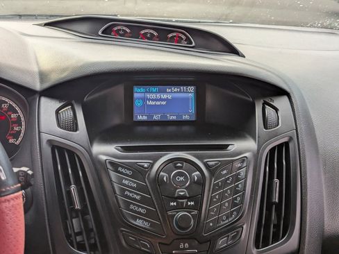 Used 2013 Ford Focus ST image 20