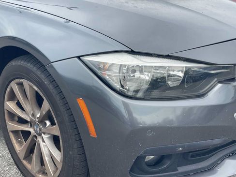 Used 2016 BMW 320i Sedan RWD image 9