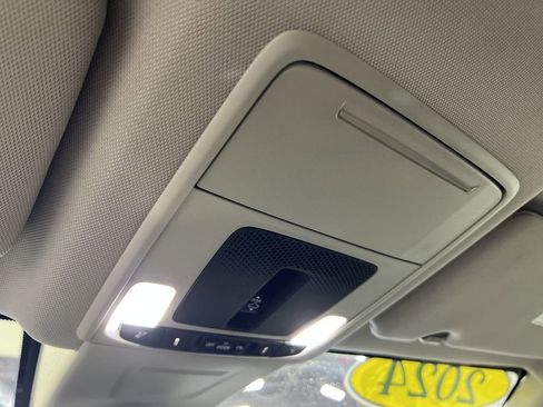 Used 2024 Honda CR-V EX-L image 36